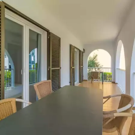 Villa Blanca With Private Pool *